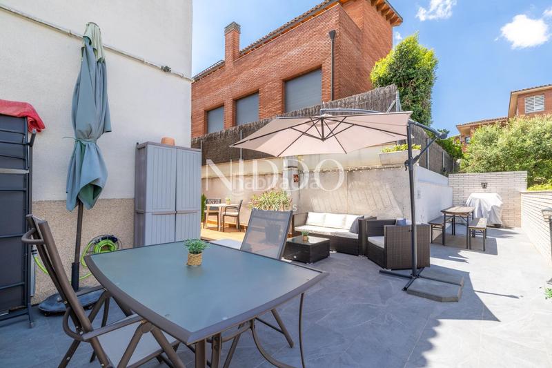 Foto 9d224f1a-e6f3-48b9-a6df-5a39b6915c25. Casa adosada espectacular casa en sant domenec en Sant Cugat del Vallès