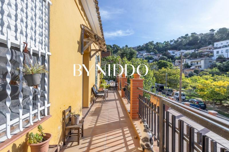 Foto 223b4a23-d78c-4c26-8ff4-ac7898dde02e. Casa amb calefacció aparcament a Les Planes Sant Cugat del Vallès