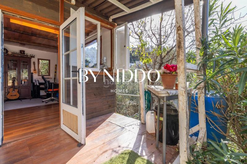 Foto 8f712f0f-cfb7-4211-9ad4-b2240aa0a0b7. Casa amb calefacció aparcament a Les Planes Sant Cugat del Vallès