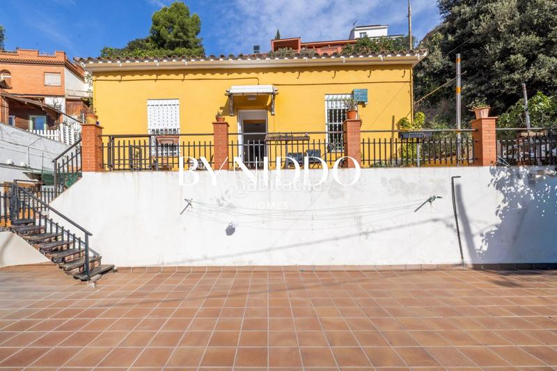 Foto 914bbc23-5437-48cf-985a-583450d44783. Casa amb calefacció aparcament a Les Planes Sant Cugat del Vallès