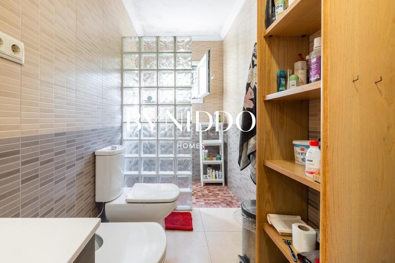 Foto d4e9ee21-42d8-4cb2-a63b-510a8f90f70e. Casa amb calefacció aparcament a Les Planes Sant Cugat del Vallès