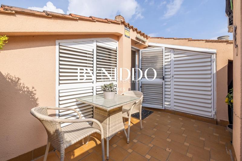 Foto 77f64fc0-5813-43f6-bec3-249fe7eb08a1. Maison jumelée avec chauffage parking dans Centre - Estació Sant Cugat del Vallès