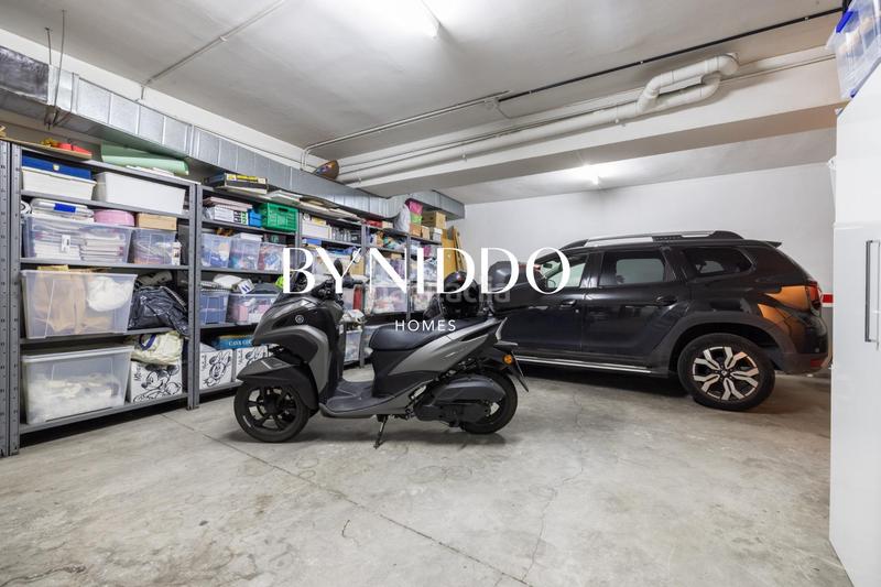 Foto 7d8e52f4-f7f5-41b6-b974-280125f148a7. Maison jumelée avec chauffage parking dans Centre - Estació Sant Cugat del Vallès