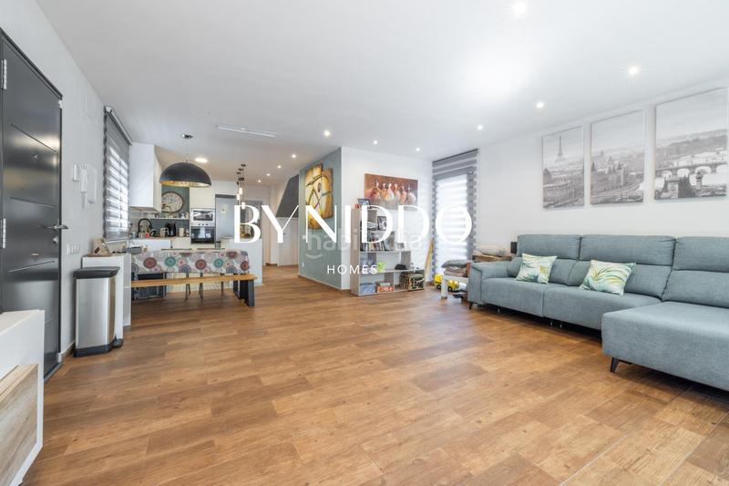 Foto c67093ad-ccfd-4510-bd9f-7b9c567a4443. Lloguer casa amb calefacció aparcament a Mira-sol Sant Cugat del Vallès