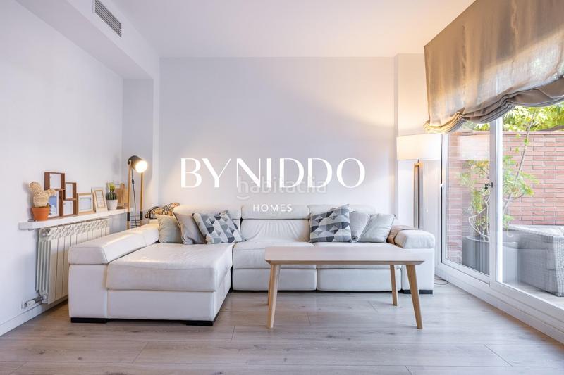 Foto 08bd782f-e141-4a3e-8f46-0235ef895c59. Maison jumelée avec chauffage parking piscine dans Coll Favà Sant Cugat del Vallès