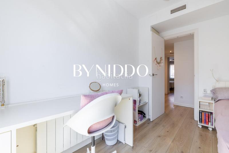 Foto 0f155b83-3f8e-424f-bffa-91804c8334aa. Maison jumelée avec chauffage parking piscine dans Coll Favà Sant Cugat del Vallès