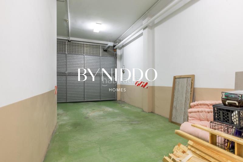 Foto 15dee62d-6cbb-46a2-b97e-be0a7a4945b5. Maison jumelée avec chauffage parking piscine dans Coll Favà Sant Cugat del Vallès