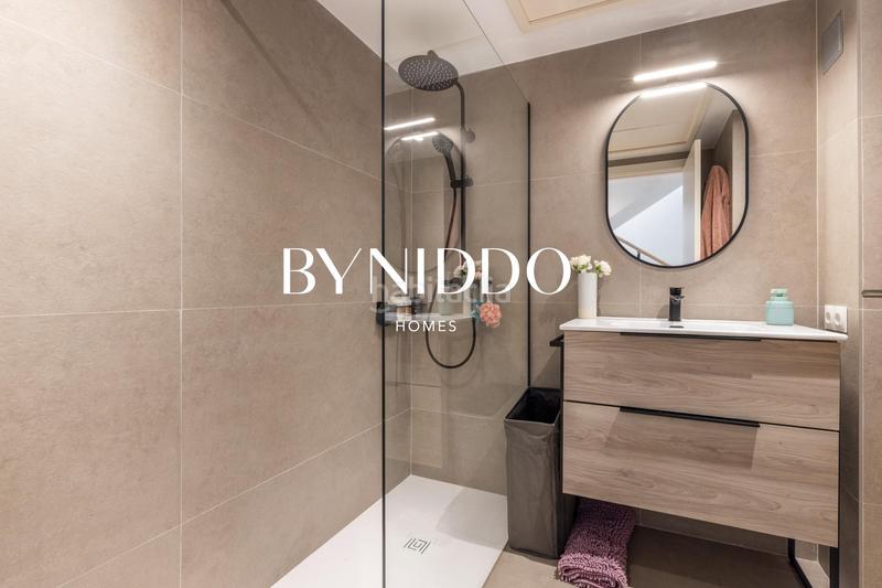 Foto 23882570-edc3-4e40-b01d-dff019203e3a. Maison jumelée avec chauffage parking piscine dans Coll Favà Sant Cugat del Vallès