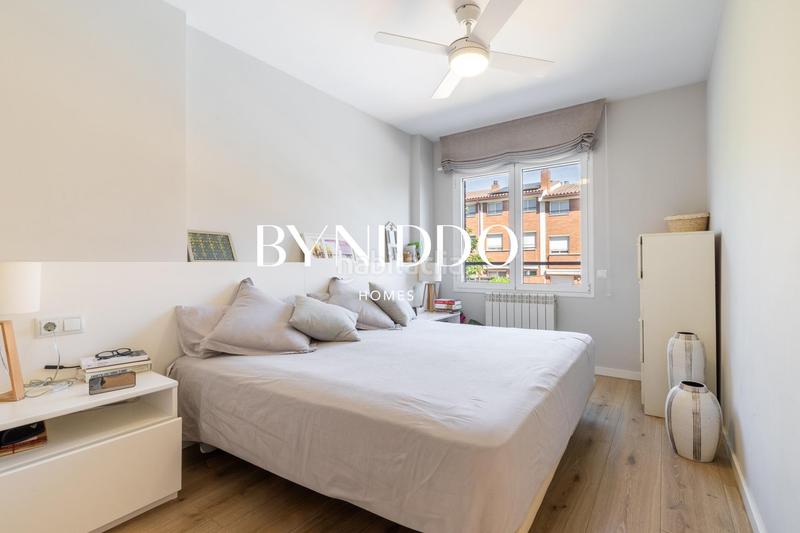 Foto 2a6017e9-a985-4ca0-90da-fa301b22468e. Maison jumelée avec chauffage parking piscine dans Coll Favà Sant Cugat del Vallès