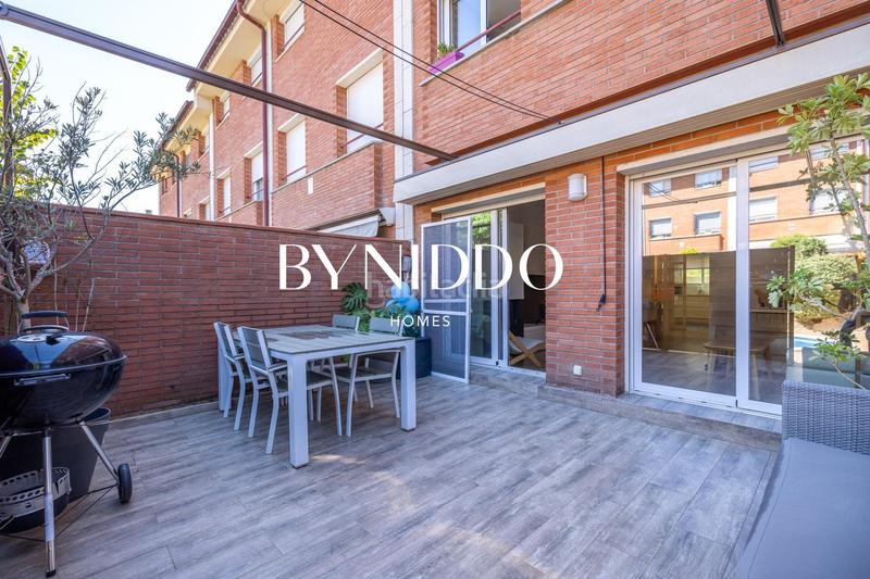 Foto 4d7af9f6-7ce4-4d50-89a9-59d0a99d28d8. Maison jumelée avec chauffage parking piscine dans Coll Favà Sant Cugat del Vallès