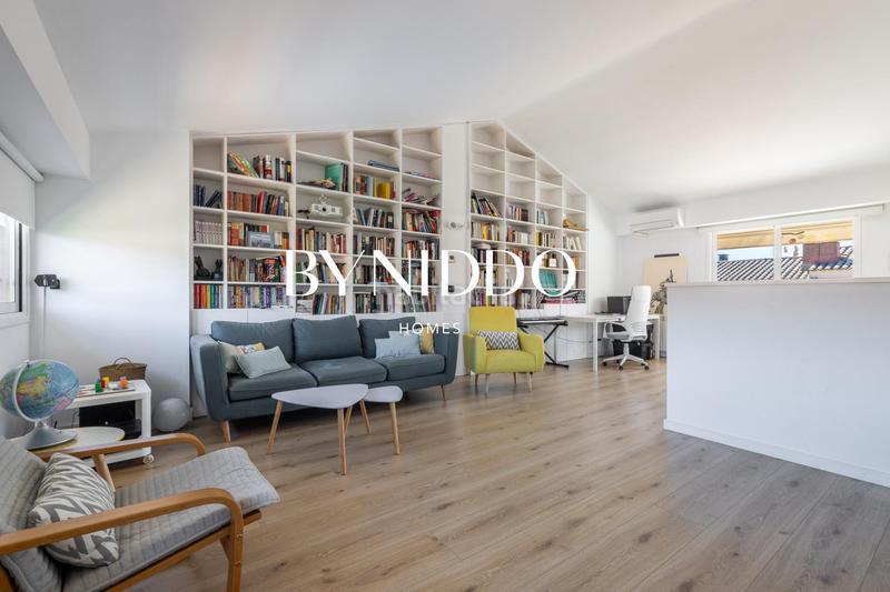 Foto 6069b88e-de44-44c9-88a5-968fd5822e61. Maison jumelée avec chauffage parking piscine dans Coll Favà Sant Cugat del Vallès