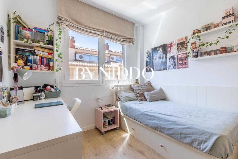 Foto d3636bd9-815e-4958-92a1-894bcb5c781f. Maison jumelée avec chauffage parking piscine dans Coll Favà Sant Cugat del Vallès