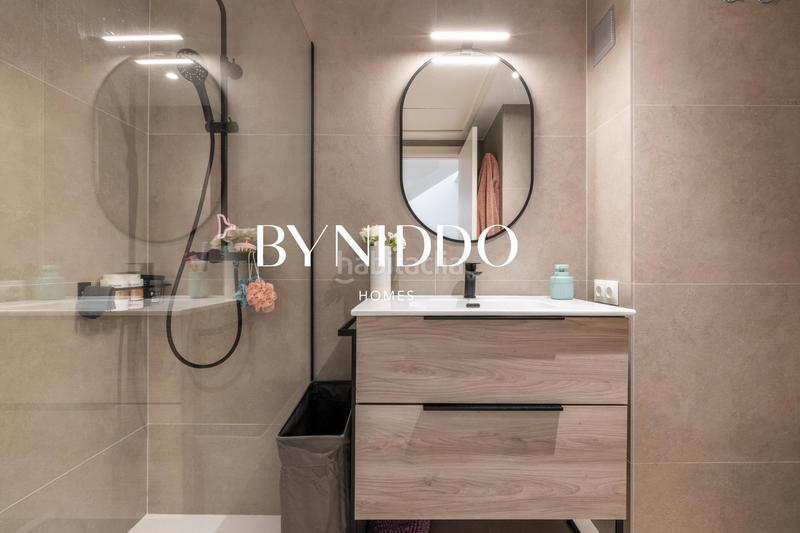 Foto db562858-05f4-4e83-928c-c0b16223fda8. Maison jumelée avec chauffage parking piscine dans Coll Favà Sant Cugat del Vallès