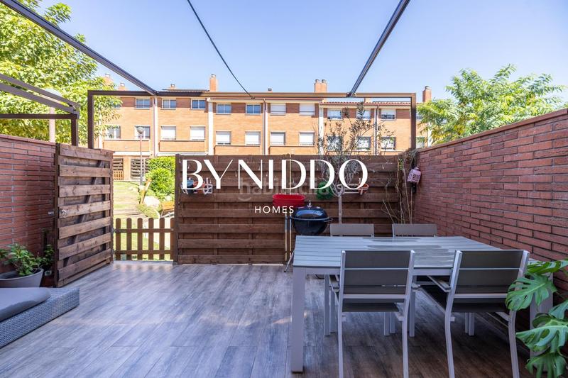 Foto f322798d-4569-4eaa-a247-2a2d3f38c7e9. Maison jumelée avec chauffage parking piscine dans Coll Favà Sant Cugat del Vallès