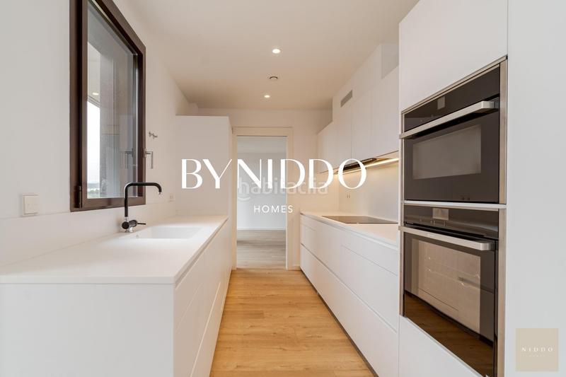 Foto 08f127f3-2397-483d-8d9d-63c8f6abf057. Àtic amb calefacció aparcament a Centre - Estació Sant Cugat del Vallès