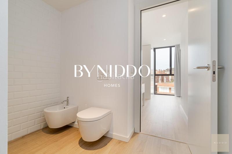 Foto 6a8dfd0b-5440-437c-8e8f-bdf091c8524a. Àtic amb calefacció aparcament a Centre - Estació Sant Cugat del Vallès