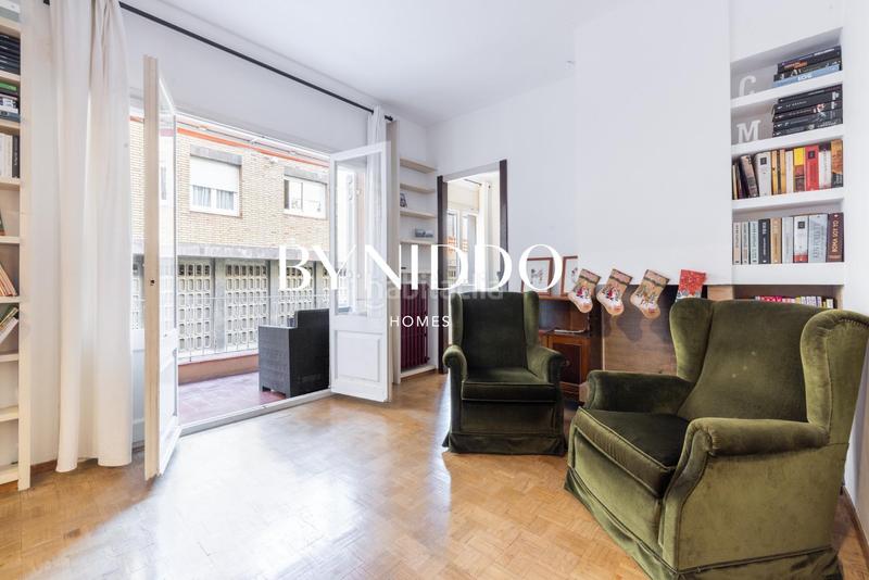 Foto 6324988e-9510-4225-8f37-23abe57cfd20. Pis amb calefacció aparcament a Putget - Farró Barcelona