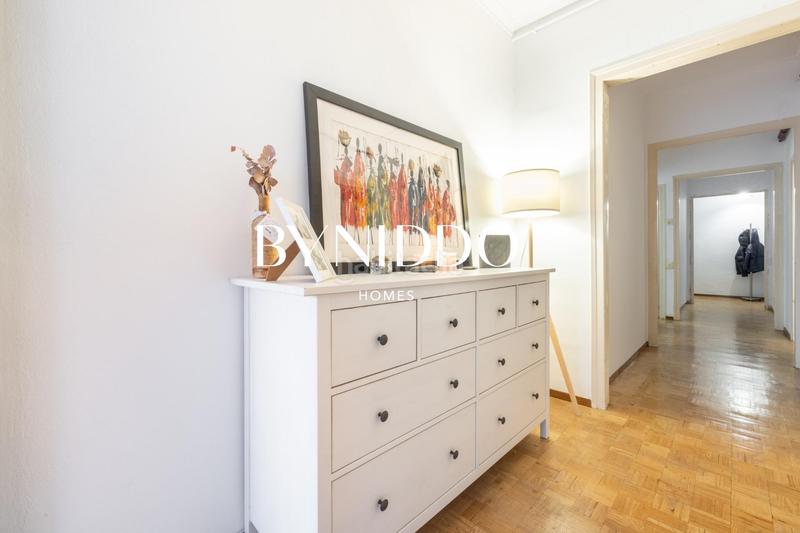 Foto 63603e18-7b90-4c14-af3c-9950a270e170. Pis amb calefacció aparcament a Putget - Farró Barcelona