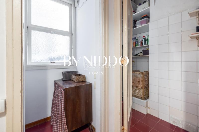 Foto 8fb3c8e6-ae6b-4113-ba8e-12790cfc0a58. Pis amb calefacció aparcament a Putget - Farró Barcelona