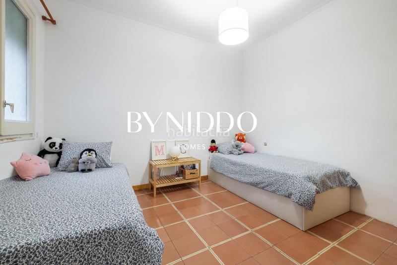 Foto afbe7dc3-127c-45f7-bb21-bf95f73f6f91. Pis amb calefacció aparcament a Putget - Farró Barcelona