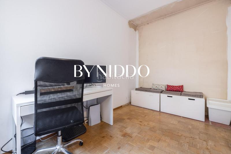 Foto dedac090-13b2-4e9c-8a27-cdde9dbd2124. Pis amb calefacció aparcament a Putget - Farró Barcelona