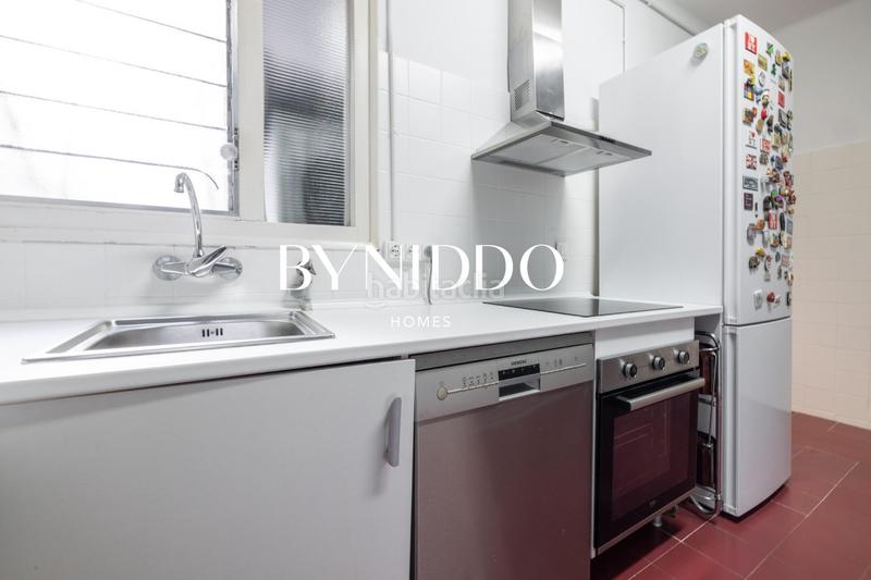 Foto e114429a-822f-430e-8424-dd2ba59ebd9a. Pis amb calefacció aparcament a Putget - Farró Barcelona