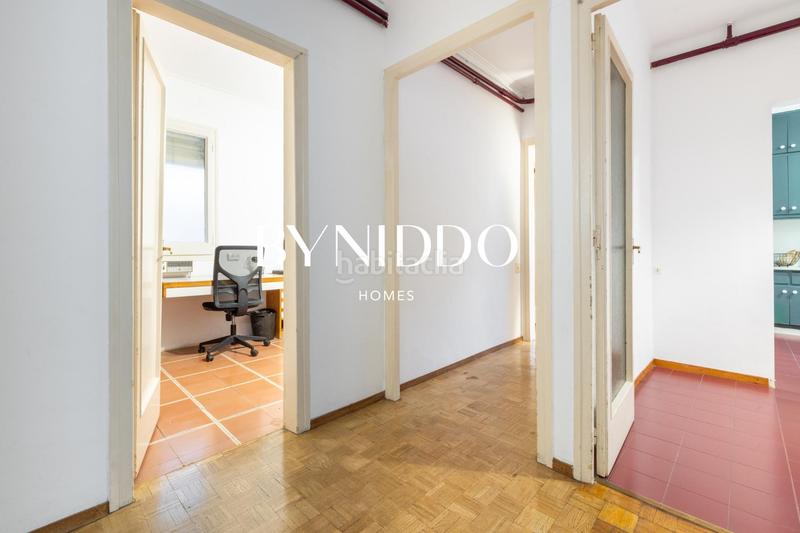 Foto f0cb005e-1868-474c-8221-07e5b8275543. Pis amb calefacció aparcament a Putget - Farró Barcelona