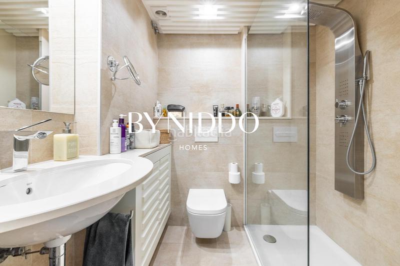 Foto 0404d362-bf77-4050-a226-cafc6864b70b. Erdgeschoss mit heizung parking pool in Arxiu Sant Cugat del Vallès