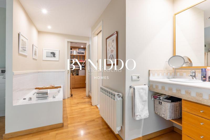 Foto 16f51bb8-2315-410c-85f0-28584661e357. Erdgeschoss mit heizung parking pool in Arxiu Sant Cugat del Vallès