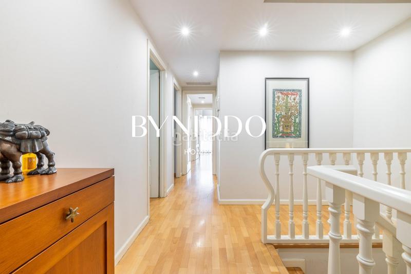 Foto 24cc195d-664c-405c-9121-46d7b69ff299. Erdgeschoss mit heizung parking pool in Arxiu Sant Cugat del Vallès