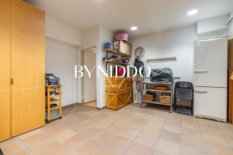 Foto 4cdd065b-2461-4a37-a811-2eab369e7767. Erdgeschoss mit heizung parking pool in Arxiu Sant Cugat del Vallès