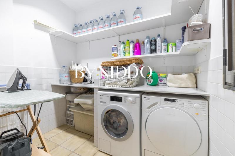 Foto 53df137d-2a80-43dd-b6f1-5f982ed3afea. Erdgeschoss mit heizung parking pool in Arxiu Sant Cugat del Vallès