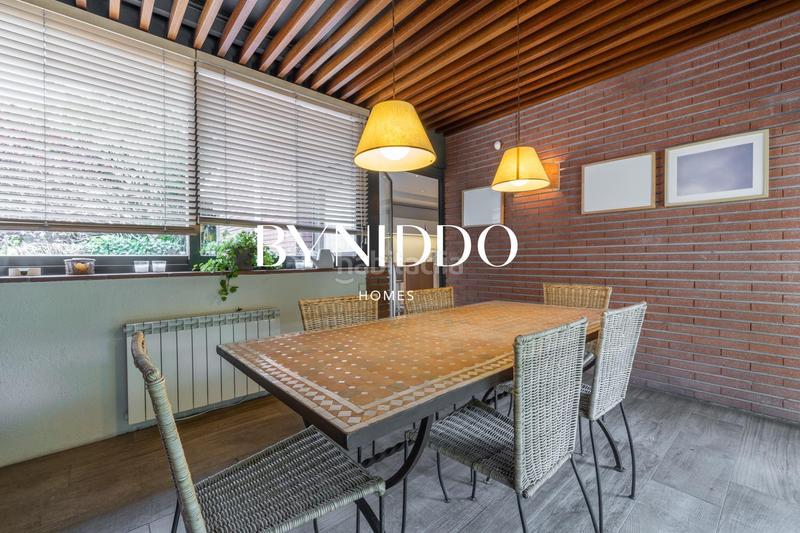 Foto 9f98c3c3-2986-424a-823b-b82b80973188. Erdgeschoss mit heizung parking pool in Arxiu Sant Cugat del Vallès