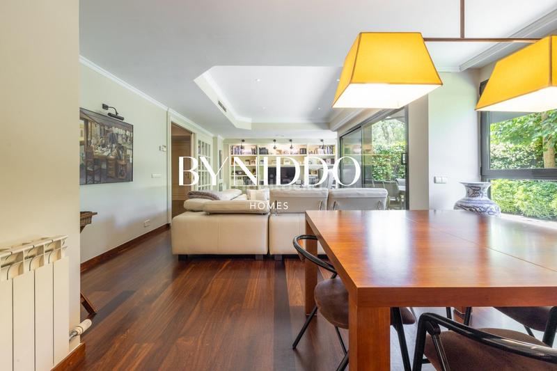 Foto b5f9c2e2-006d-4077-9f05-9823e703ad87. Erdgeschoss mit heizung parking pool in Arxiu Sant Cugat del Vallès