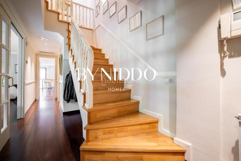 Foto c06b9eea-8c6b-4ce9-b882-77eafb1424c2. Erdgeschoss mit heizung parking pool in Arxiu Sant Cugat del Vallès