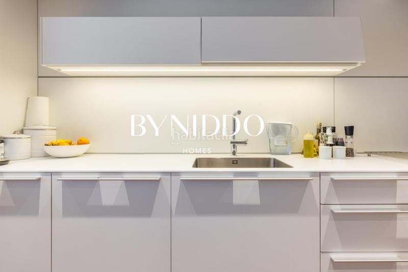 Foto c9d62d8f-f2da-4449-8424-6cb6de8c3a7e. Erdgeschoss mit heizung parking pool in Arxiu Sant Cugat del Vallès