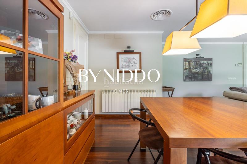 Foto f3e23161-c6c6-4175-9223-b535289e7de6. Erdgeschoss mit heizung parking pool in Arxiu Sant Cugat del Vallès