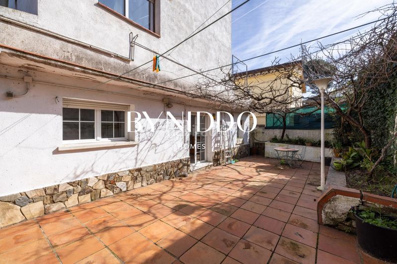 Foto a5aa35d6-a950-412e-98ef-5294cc1adf3d. Casa amb calefacció aparcament a La Floresta Sant Cugat del Vallès