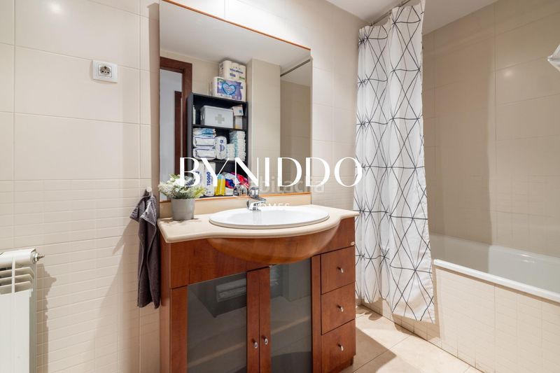 Foto bc46fe07-c07a-4d56-bb91-f92181a7db73. Dúplex amb calefacció aparcament a Sant Ramón Cerdanyola del Vallès