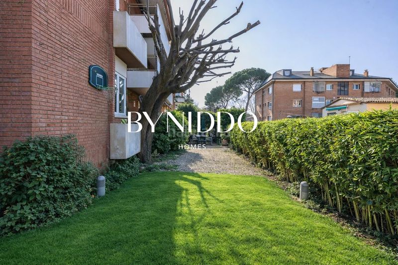 Foto 9a77fad7-f668-40bb-8c12-f1ab314f0c44. Planta baixa amb calefacció aparcament piscina a Sant Cugat del Vallès