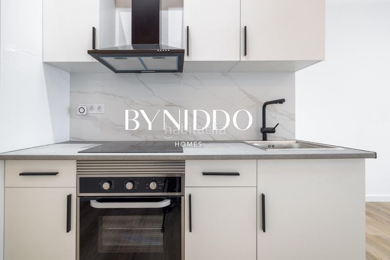 Foto 42b97bb3-acab-4f7c-bad5-edeee5f868be. Planta baixa amb calefacció a El Poble Sec - Parc de Montjuïc Barcelona