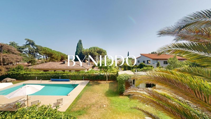 Foto fa8d1c47-f166-4573-a700-a72867f5c6a7. Casa amb calefacció aparcament piscina a Sant Antoni de Vilamajor