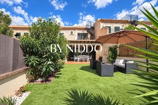 Casa adossada a Sa Ràpita - Ses Covetes. Casa adosada con jardín privado en sa vinyola  sa ràpita.