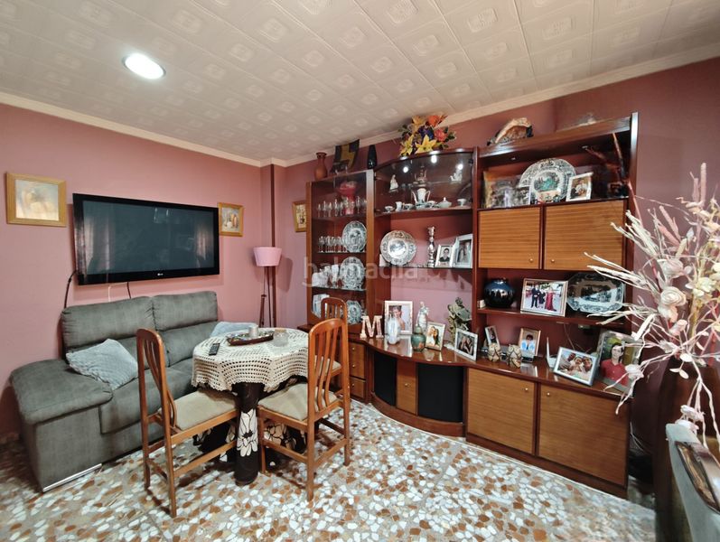 Foto 15aed653-ebaf-491a-93a3-90eac2d057c5. Pis a Totana