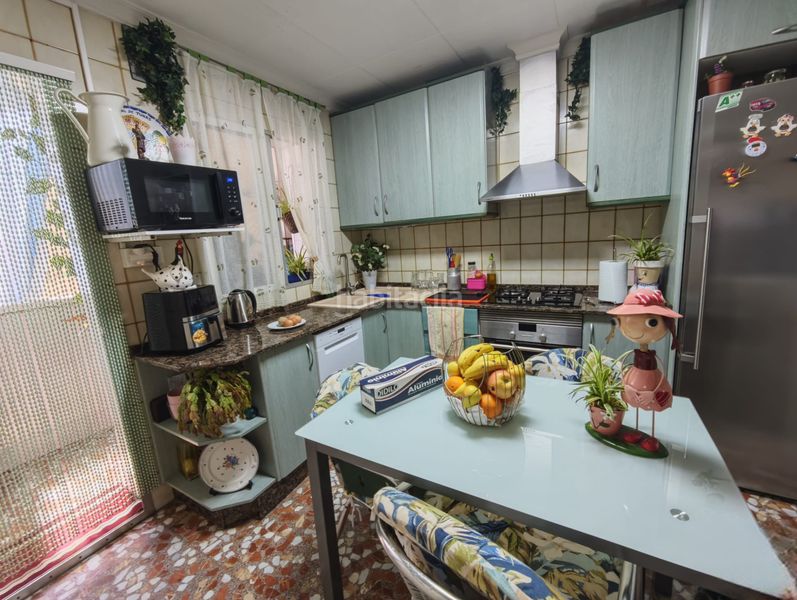 Foto 216a805e-931b-4050-88a6-827513b6079d. Pis a Totana