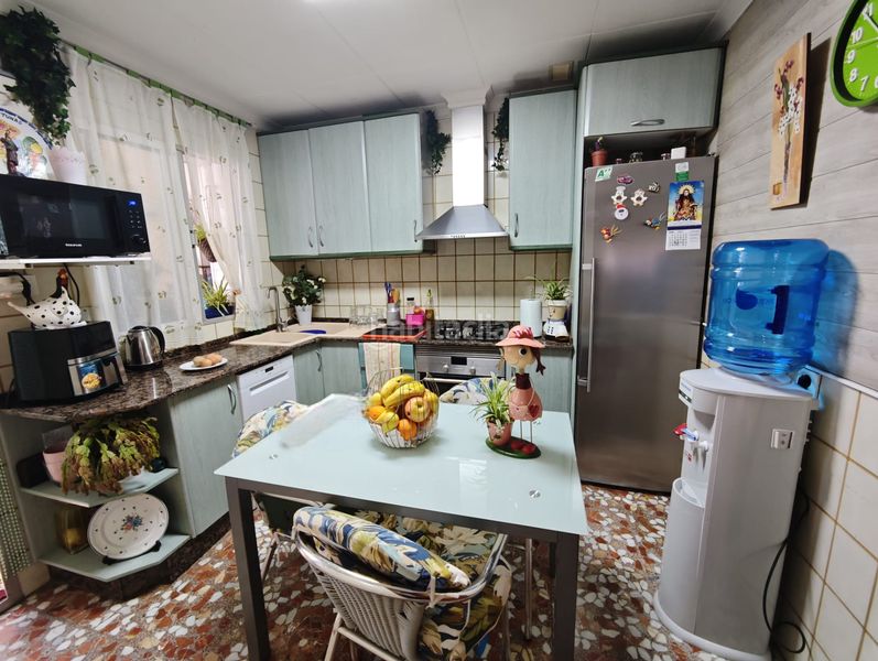 Foto 667859d9-20dc-4aa6-8edc-06168f3523ea. Pis a Totana