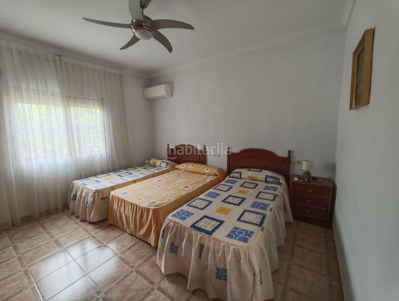Foto a6b92998-e168-4882-bdcd-7b29d43c32b2. Xalet amb xemeneia calefacció aparcament piscina a Totana