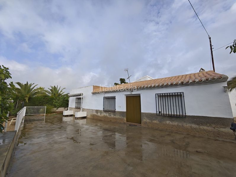 Foto aca15ed6-167e-4a9c-abf0-5e9ba68fe4d9. Xalet amb xemeneia calefacció aparcament piscina a Totana
