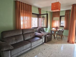 Pis a Totana. Espectacular semiático de 3 habitaciones con dos terrazas en el