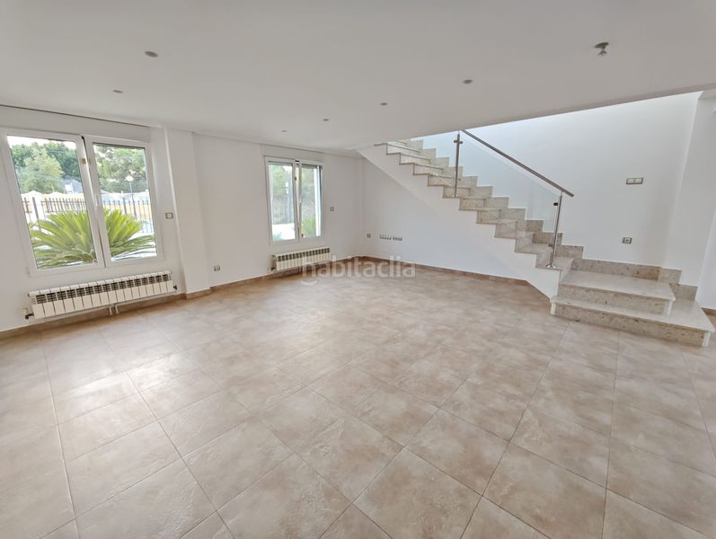 Foto ab936a56-fd71-4014-9426-4944628d4825. Chalet in calle córdoba 17 in Totana
